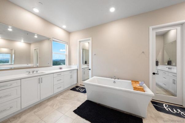 Bathroom, Dual Sink Vanities, Free Standing Baths, Interior, Recessed Lighting