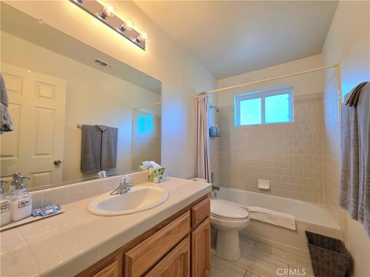 Bathroom, Interior, Tile Countertops
