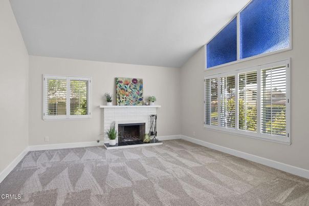 Empty room, Fireplace, Interior