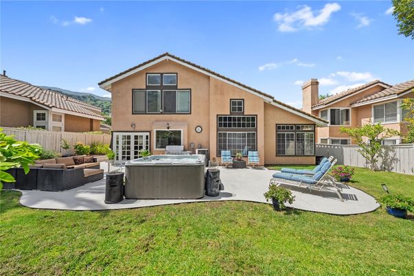 Backyard, Exterior, Hot Tub