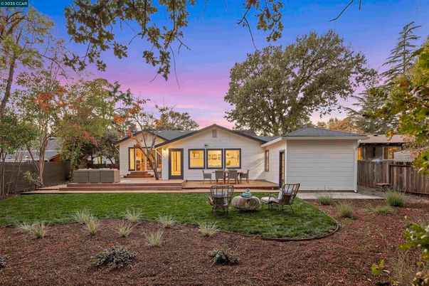 Backyard, Detached Garage, Exterior