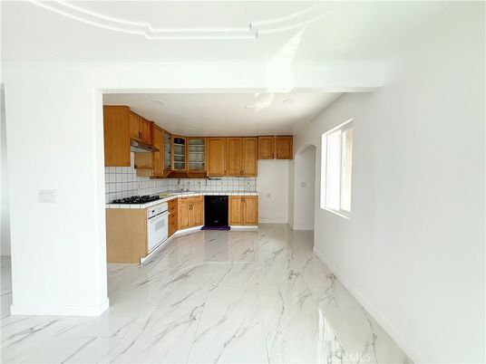 Interior, Kitchen, Marble, Recessed Lighting