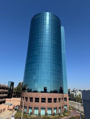 Exterior, Facade, Highrise