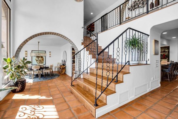 Chandelier, Dining room, Interior, Recessed Lighting