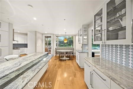 Dining room, Interior, Kitchen, Pendant Lights, Recessed Lighting, Wood Texture Flooring