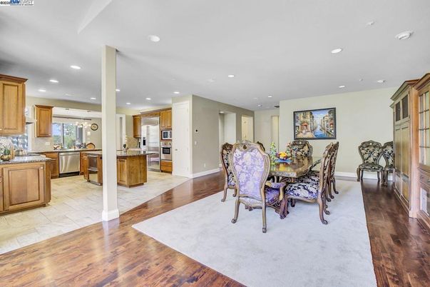 Dining room, Interior, Kitchen, Recessed Lighting, Stainless Steel Appliances, Wood Texture Flooring