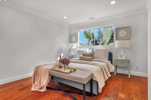 Bedroom, Interior, Recessed Lighting, Wood Texture Flooring