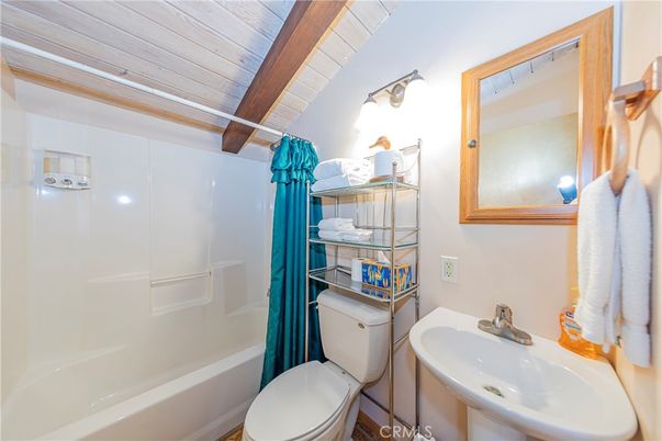 Bathroom, Interior, Wooden Beams, Wooden Ceilings