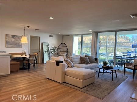 Dining room, Interior, Kitchen, Living room, Pendant Lights, Recessed Lighting, Wood Texture Flooring