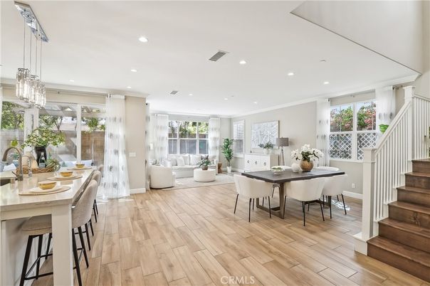 Dining room, Interior, Living room, Pendant Lights, Recessed Lighting, Wood Texture Flooring