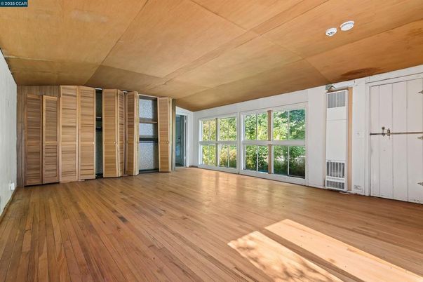 Empty room, Interior, Wooden Ceilings, Wood Texture Flooring