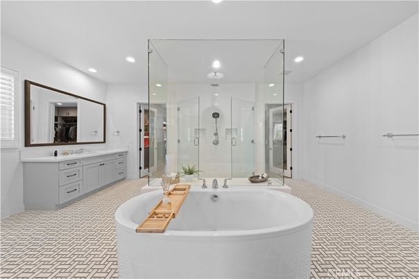 Bathroom, Dual Sink Vanities, Glass Shower, Interior, Recessed Lighting