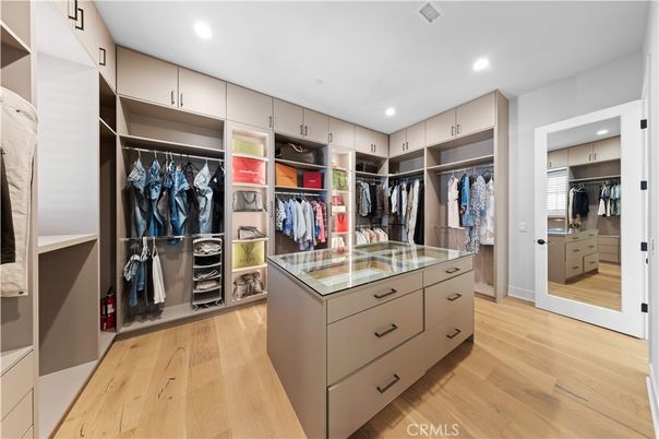 Interior, Recessed Lighting, Walk-in Closets, Wood Texture Flooring