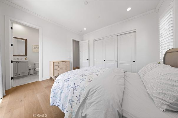 Bathroom, Bedroom, Interior, Recessed Lighting, Wood Texture Flooring