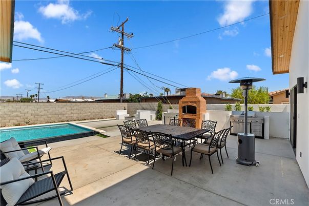 Exterior, Fireplace, Pool