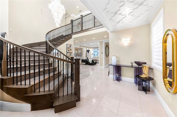 Chandelier, Interior, Recessed Lighting