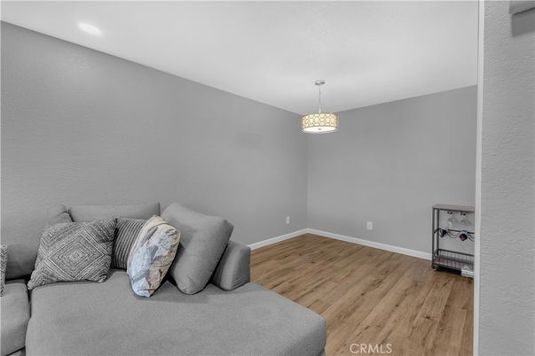 Interior, Pendant Lights, Recessed Lighting, Wood Texture Flooring