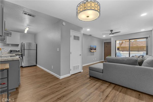 Interior, Kitchen, Living room, Recessed Lighting, Wood Texture Flooring