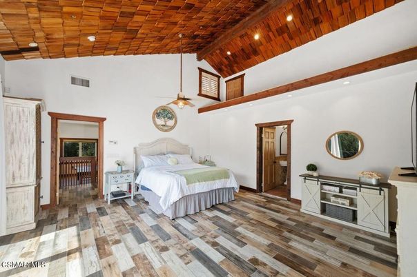 Bedroom, Interior, Recessed Lighting, Wooden Beams, Wooden Ceilings, Wood Texture Flooring