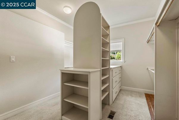 Interior, Walk-in Closets