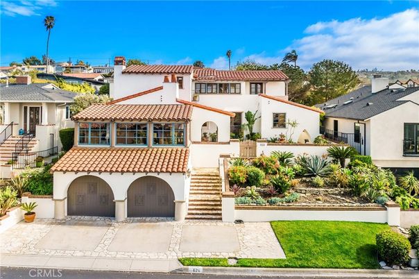 Attached, Exterior, Facade, Spanish Mediterranean