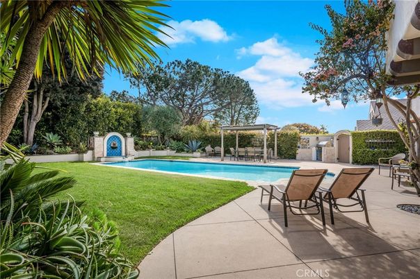 Backyard, Exterior, Pool