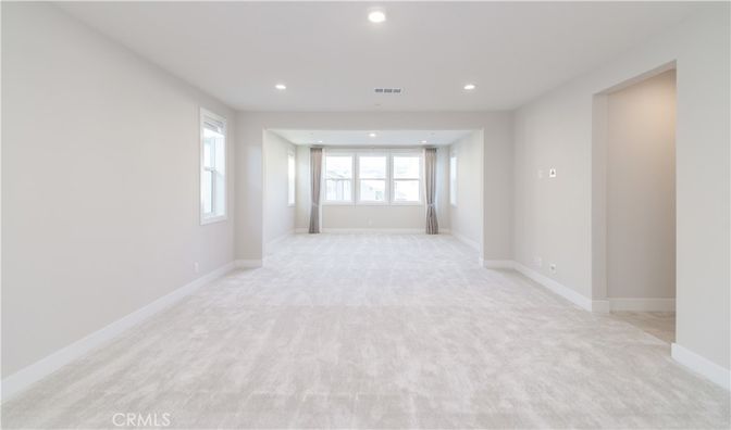 Empty room, Interior, Recessed Lighting