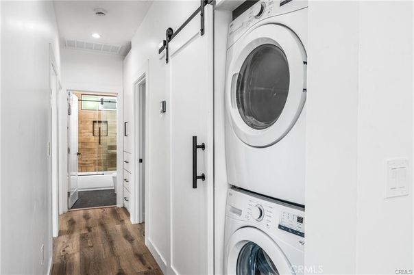 Interior, Recessed Lighting, Utility Closets, Washer, Wood Texture Flooring