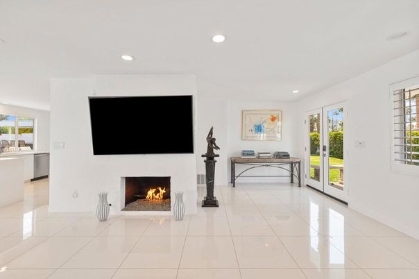 Fireplace, Interior, Recessed Lighting