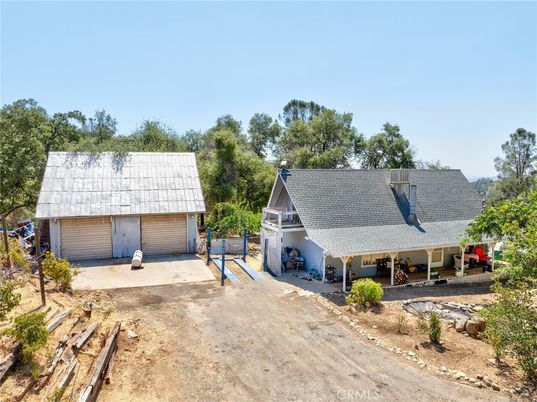 Backyard, Detached Garage, Exterior