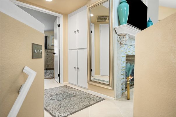 Interior, Recessed Lighting