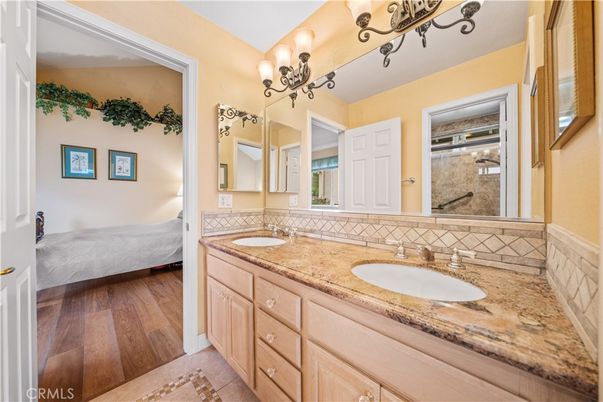 Bathroom, Dual Sink Vanities, Interior, Wood Texture Flooring