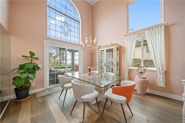 Chandelier, Dining room, Interior, Wood Texture Flooring