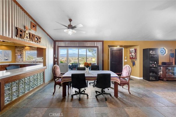 Dining room, Interior