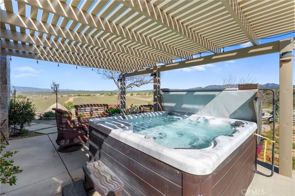 Exterior, Hot Tub