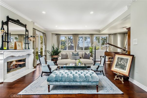Fireplace, Interior, Living room, Piano, Recessed Lighting, Wood Texture Flooring