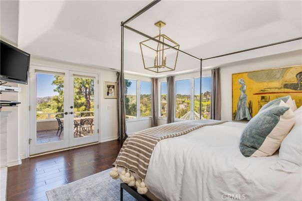 Bedroom, Interior, Pendant Lights, Wood Texture Flooring
