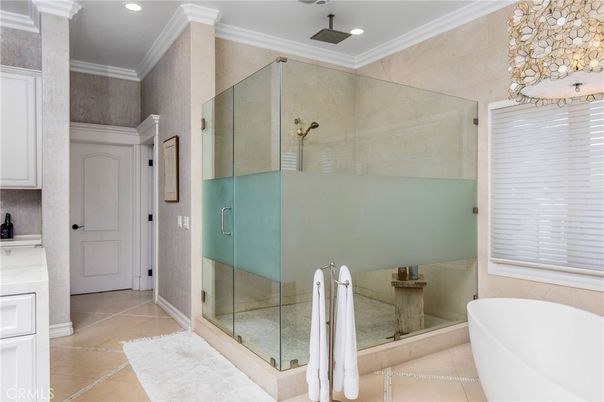 Bathroom, Free Standing Baths, Glass Shower, Interior, Recessed Lighting