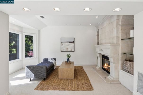 Fireplace, Interior, Living room, Recessed Lighting