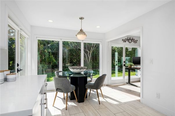 Dining room, Interior, Pendant Lights, Recessed Lighting, Wood Texture Flooring