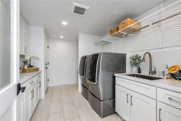 Interior, Recessed Lighting, Washer