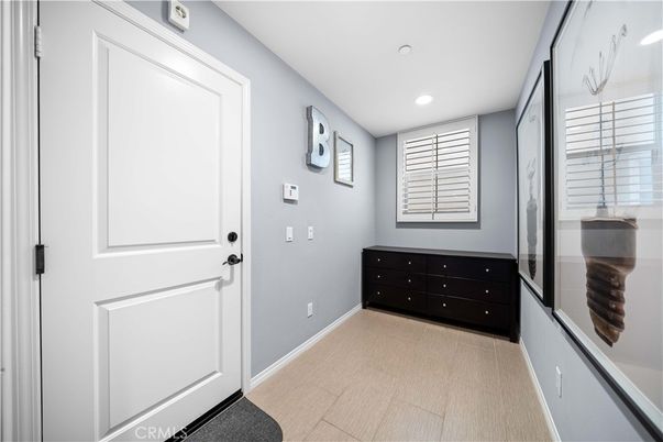 Interior, Recessed Lighting