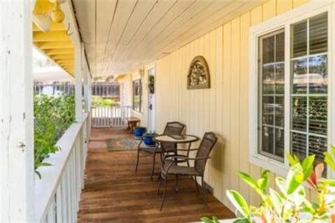 Exterior, Wood Texture Flooring