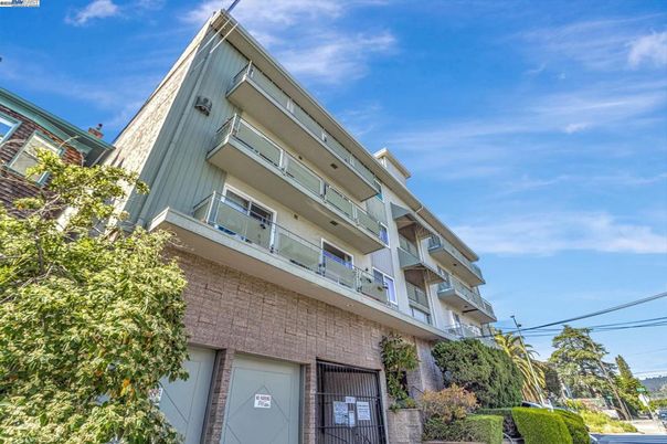 Exterior, Facade, Condo Building