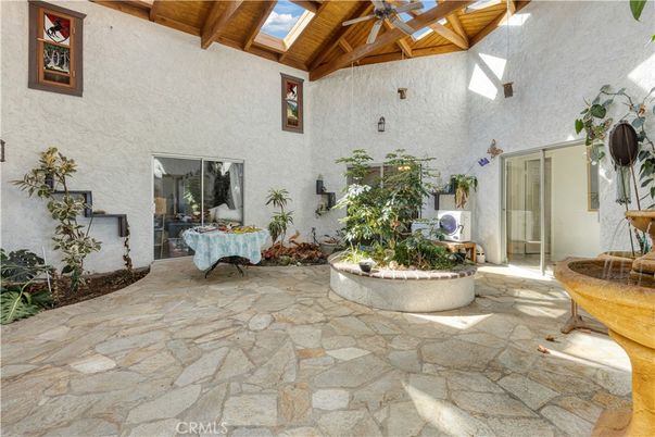 Exterior, Wooden Beams