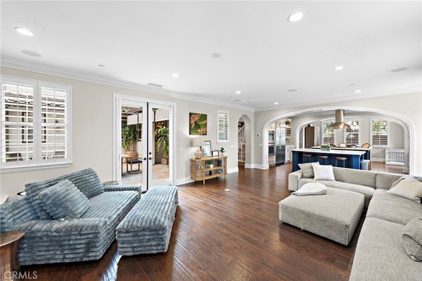 Interior, Kitchen, Living room, Pendant Lights, Recessed Lighting, Wood Texture Flooring