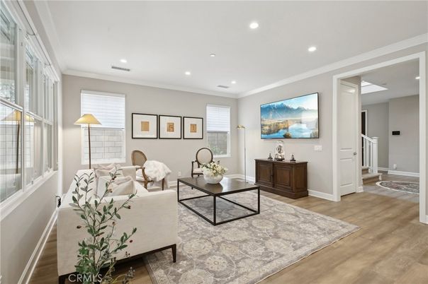 Interior, Living room, Recessed Lighting, Wood Texture Flooring