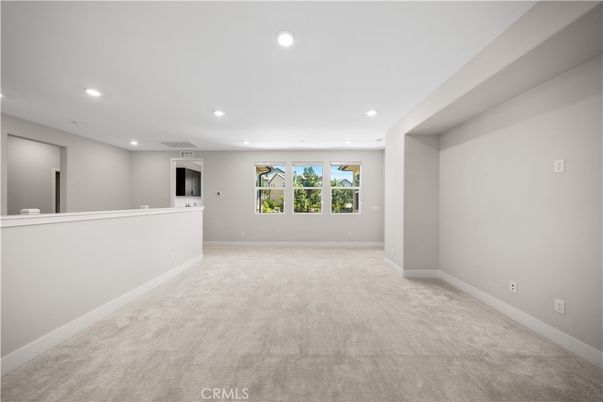 Empty room, Interior, Recessed Lighting