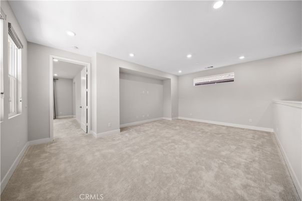 Empty room, Interior, Recessed Lighting