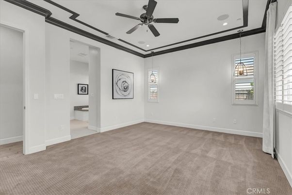 Empty room, Interior, Pendant Lights, Recessed Lighting